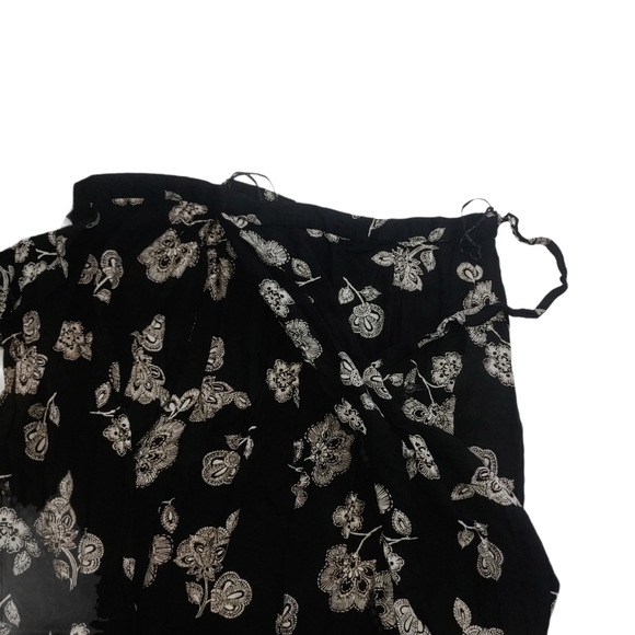 Eclipse Crossover Skirt - Picture 4 of 5